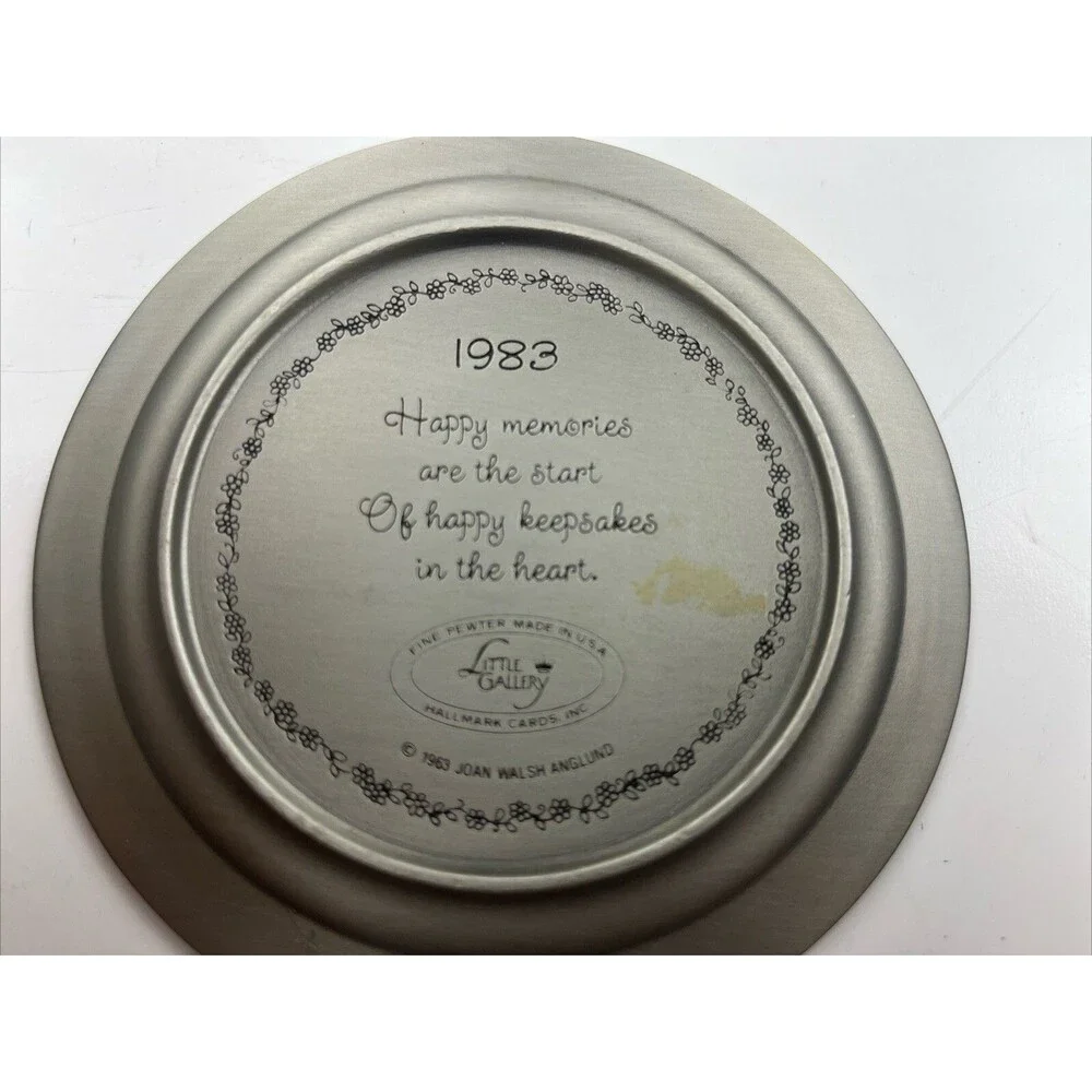 Hallmark - Joan Walsh Anglund - 1983 Little Gallery Vintage Pewter Plate